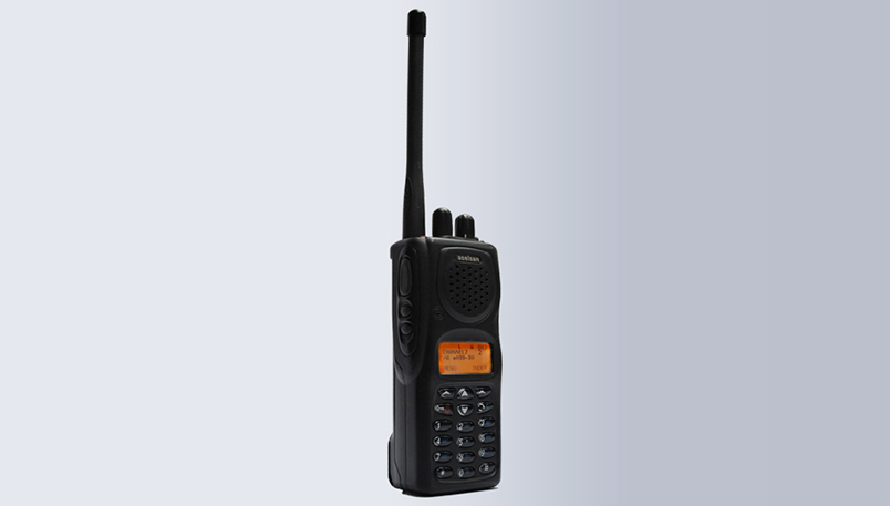 4715 UQD DMR Əl Telsizi